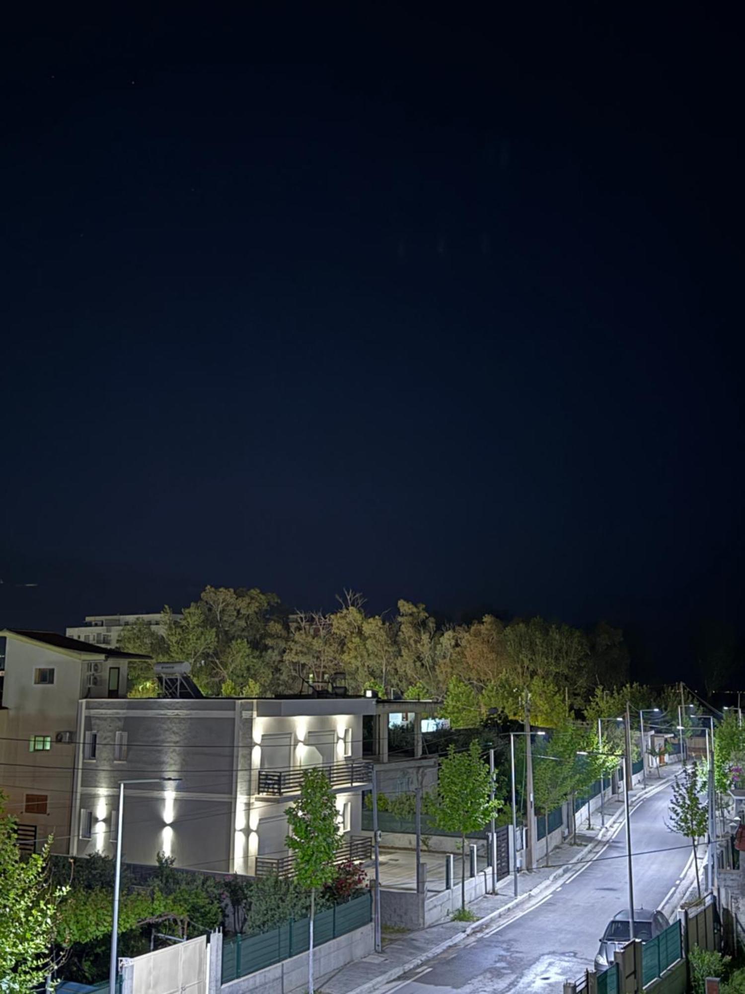 Maison Apartments Влёра Экстерьер фото