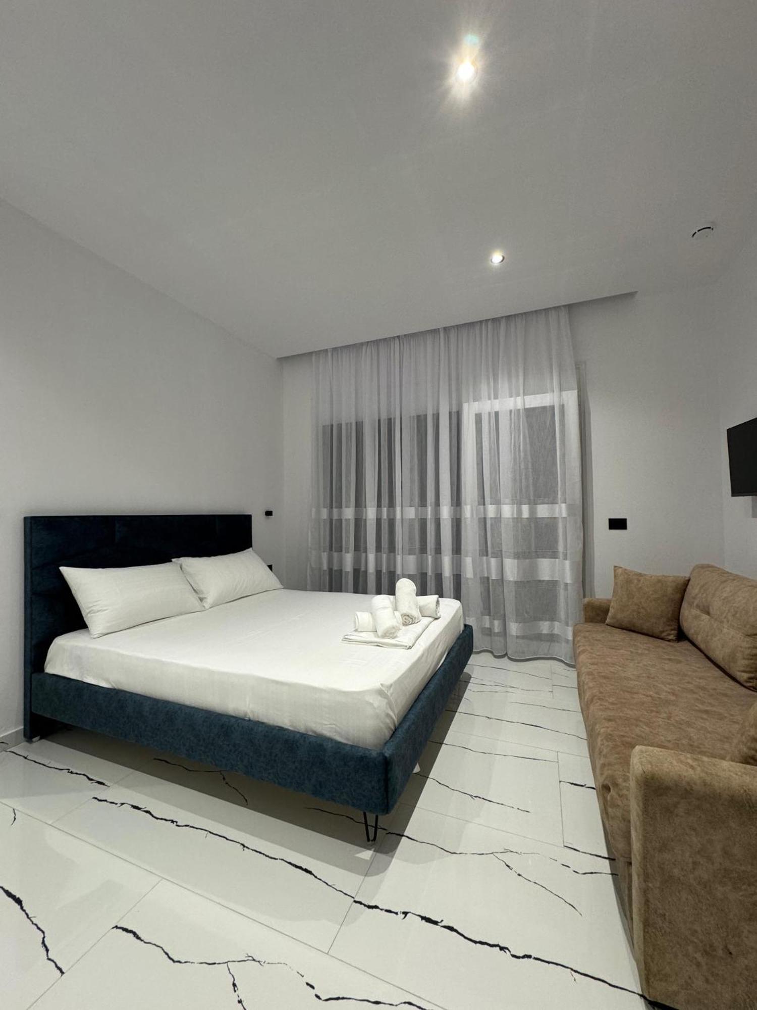 Maison Apartments Влёра Экстерьер фото